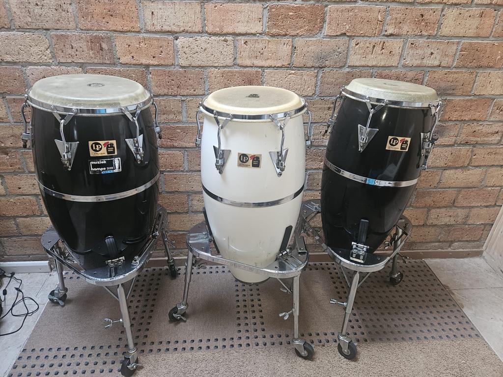 3x conga LP Patato met standaarden Latin Percussion, Muziek en Instrumenten, Ophalen, Gebruikt, Melodische percussie