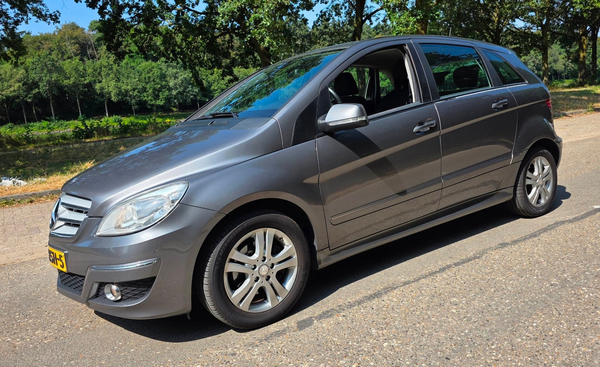 Mercedes-Benz B-klasse 180 CDI - Automaat - NL Auto - 2e Eig, Auto's, Euro 5, Gebruikt, 1370 kg, 4 cilinders