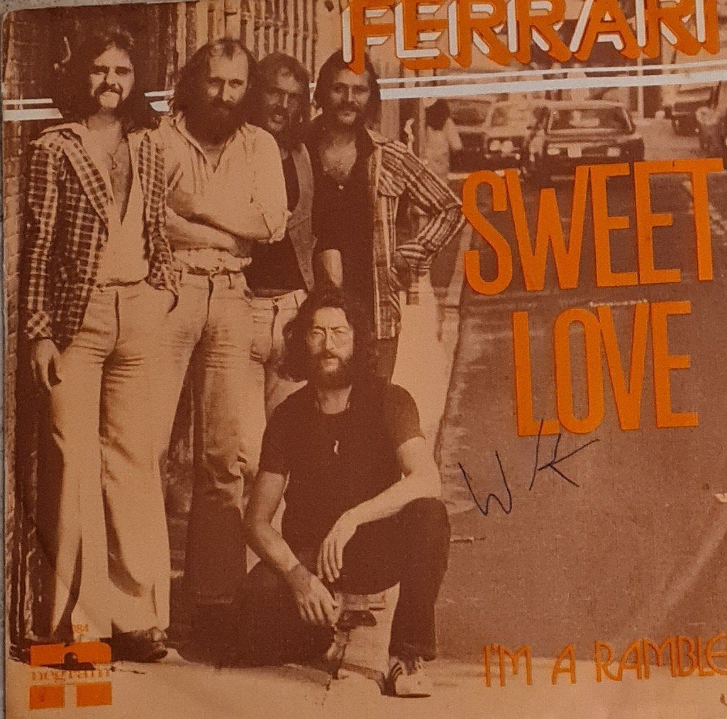 FERRARI - SWEET LOVE, Ophalen of Verzenden, Gebruikt