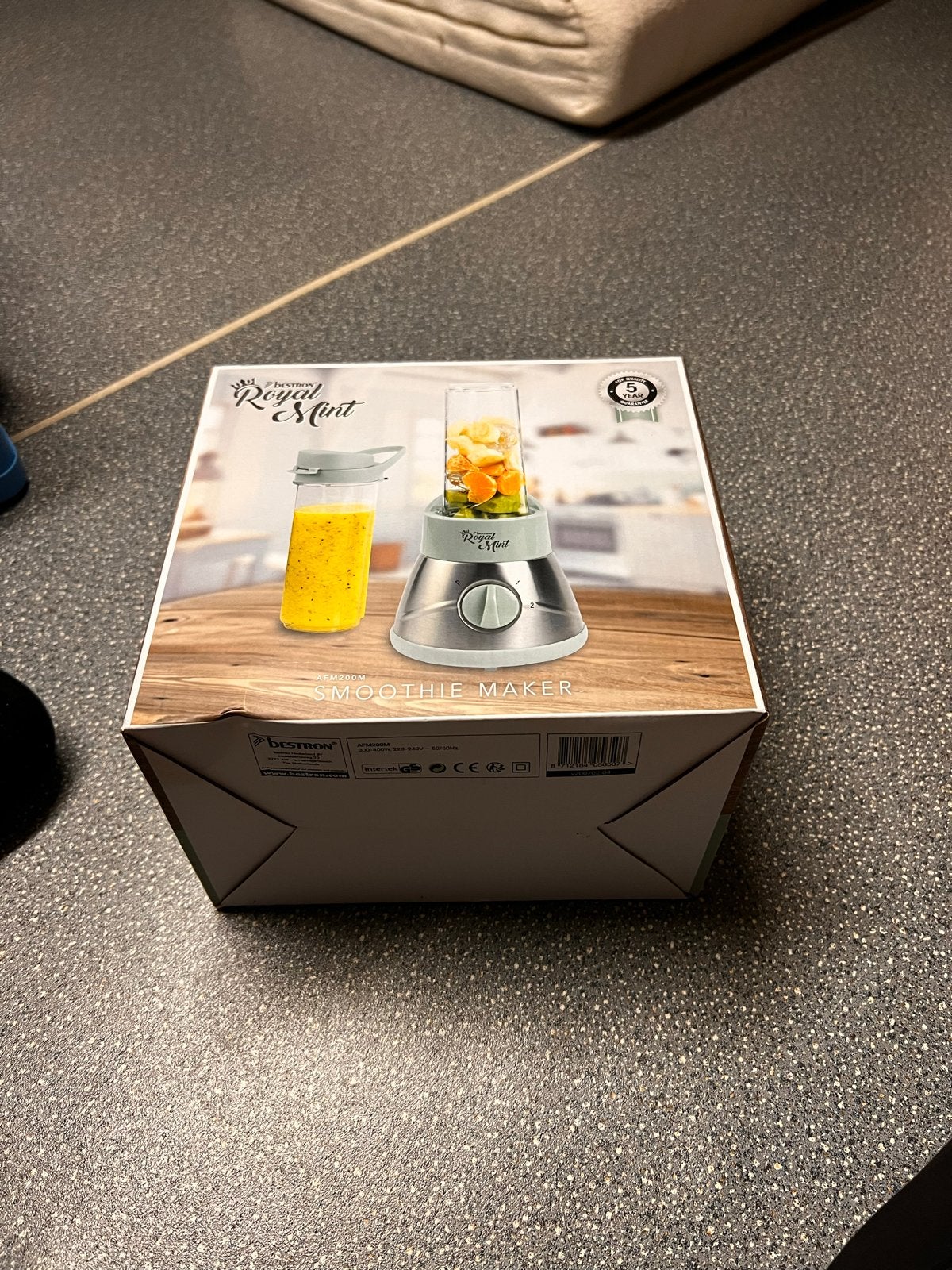 Nieuwe Bestron Royal Mint Smoothie Maker - Ongebruikt, Ophalen of Verzenden, Nieuw, Blender to go