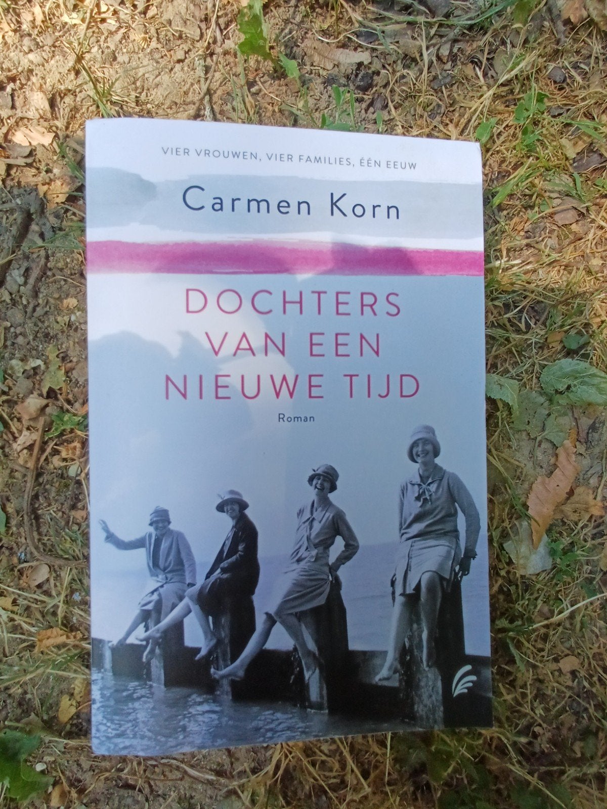Carmen Korn - Dochters van een nieuwe tijd, Boeken, Ophalen of Verzenden, Gelezen, Carmen Korn, Europa overig