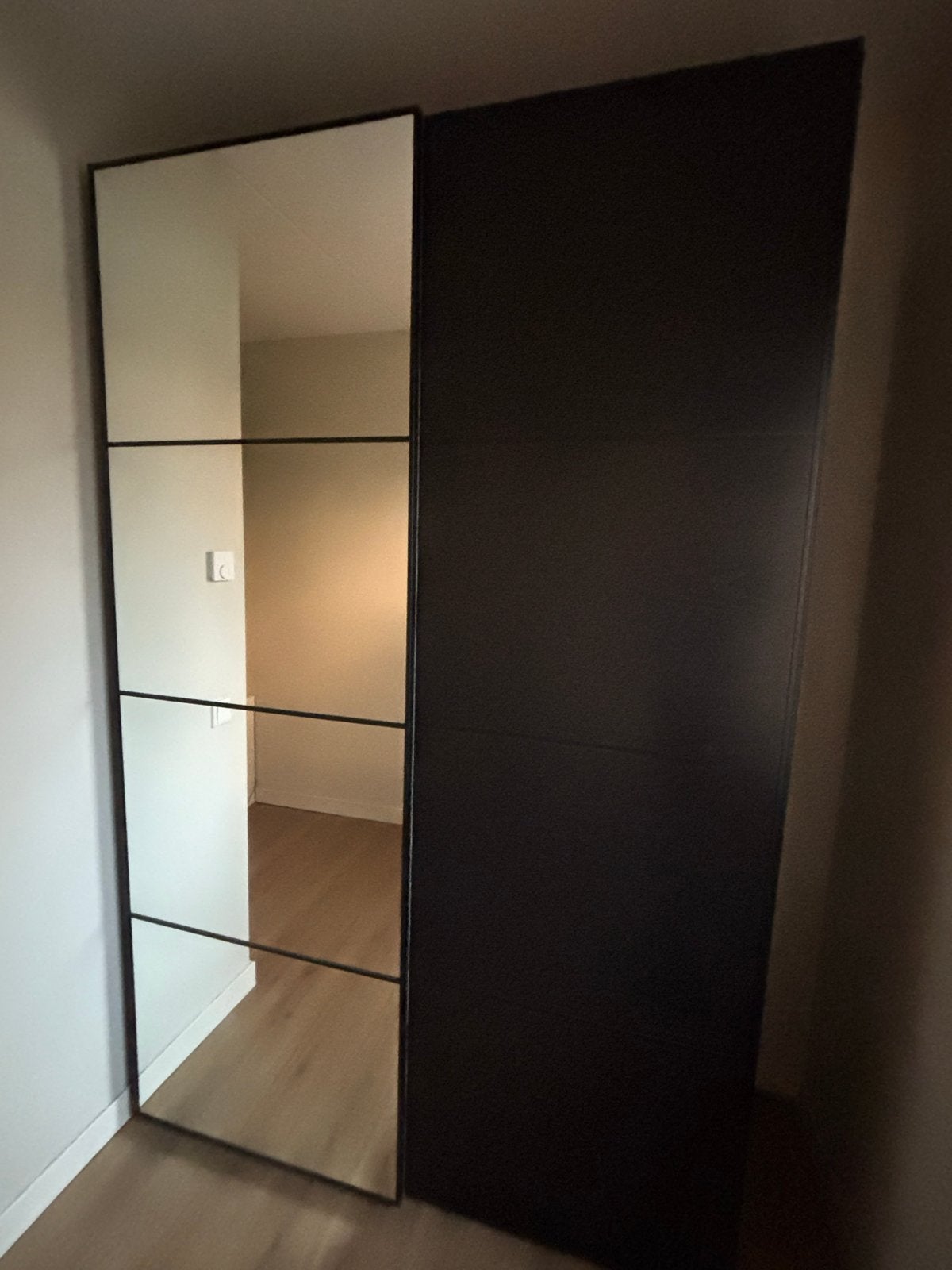 IKEA PAX kledingkast met spiegeldeur en schuifdeur, Gebruikt, 100 tot 150 cm, 200 cm of meer, Ophalen of Verzenden