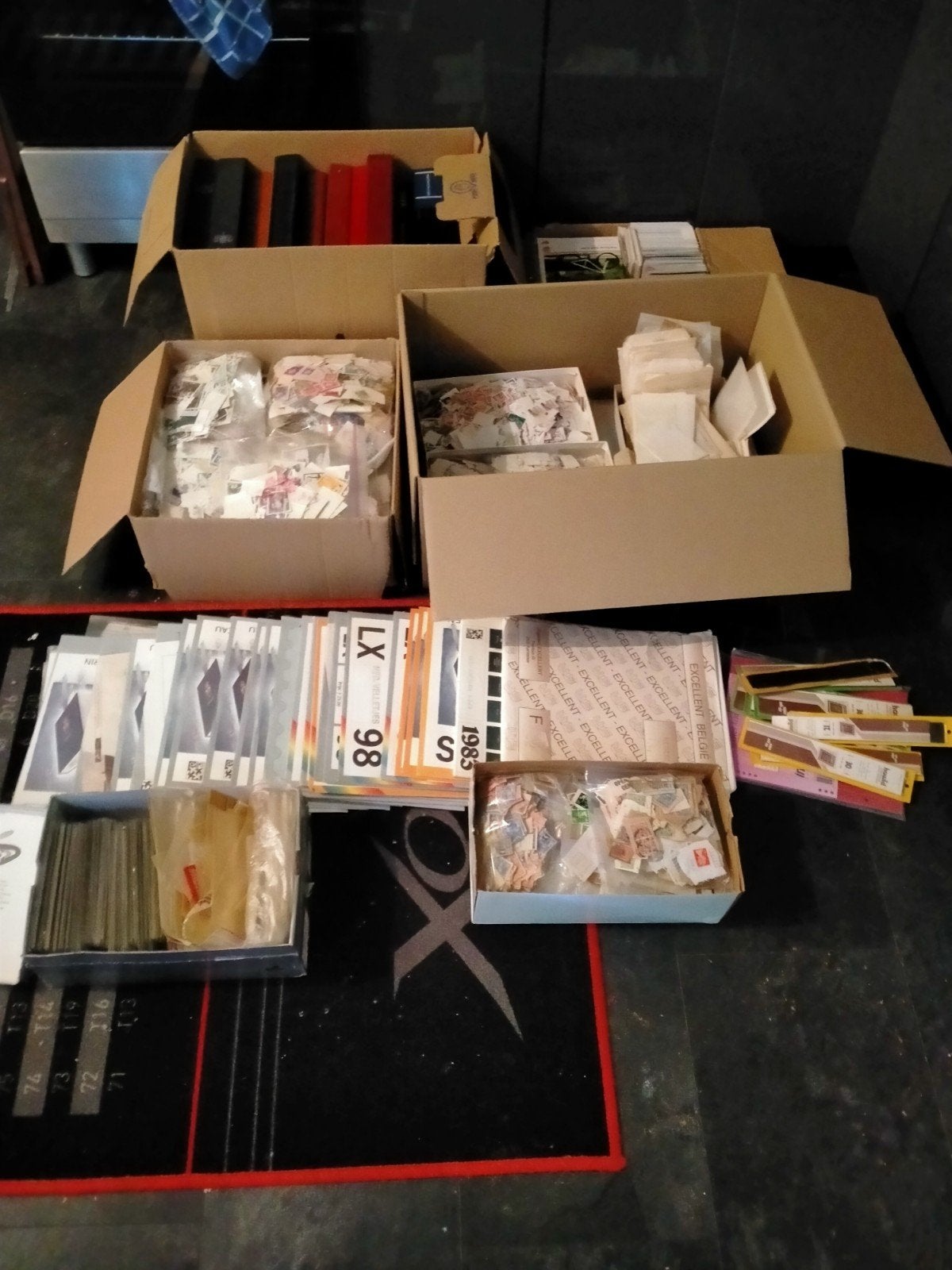grote partij postzegels en lege mappen, Postzegels en Munten, Ophalen, Nederland