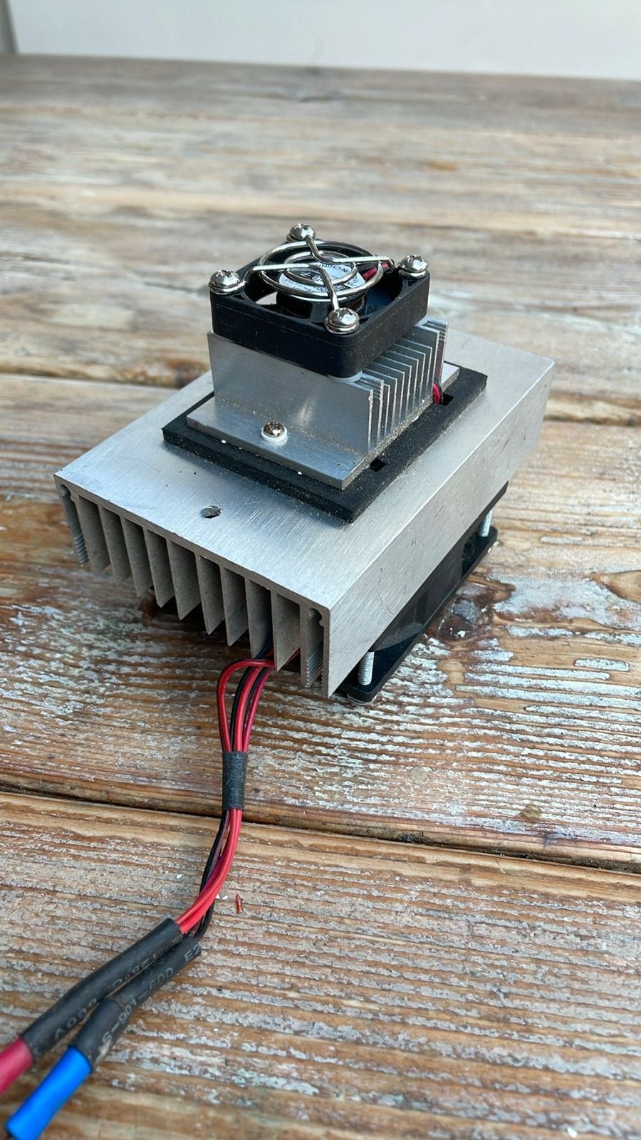 Diverse Heatsink aluminium koellichaam koelblok koelribben, Hobby en Vrije tijd, Elektronica-componenten, Ophalen of Verzenden
