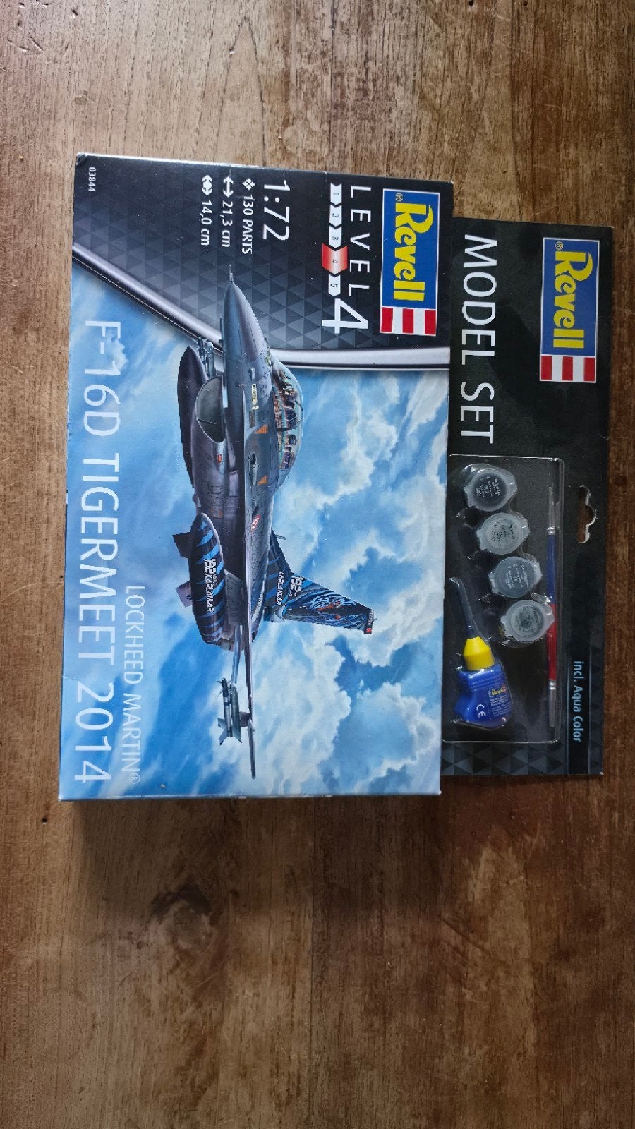 Revell F-16D Tigermeet 2014 Model Set 1:72, Ophalen of Verzenden
