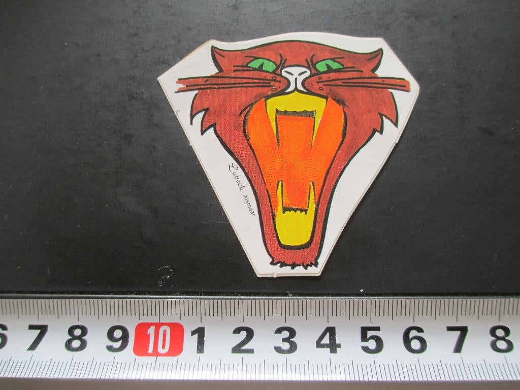 sticker strip kat poema - lubeck alkmaar, Verzamelen, Ophalen, Zo goed als nieuw