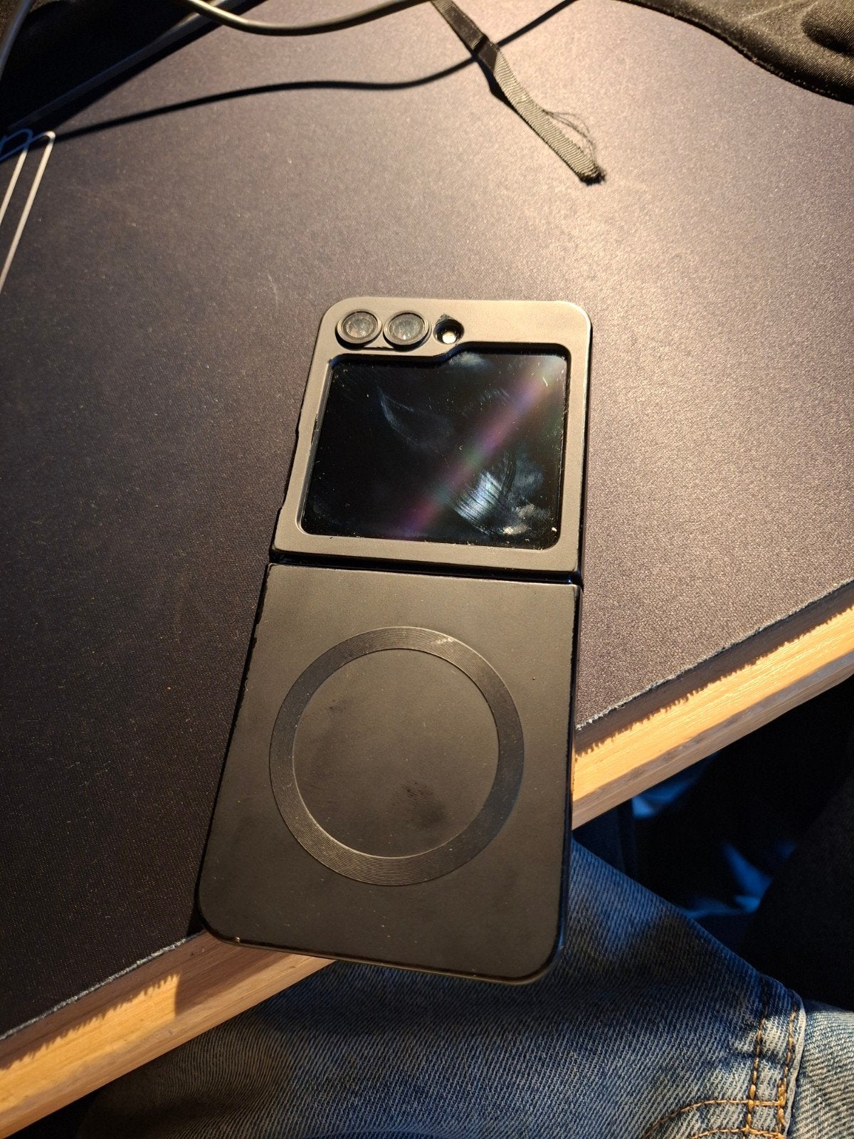 Samsung Galaxy Z Flip 5 met schermschade