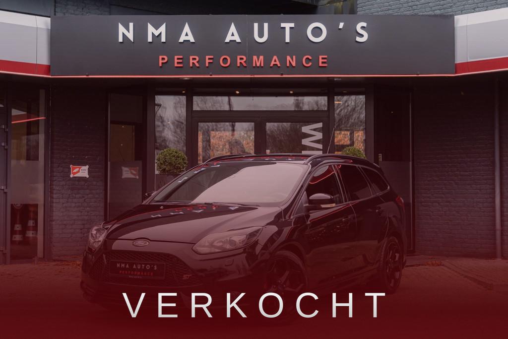 Ford Focus Wagon 2.0 EcoBoost ST-3 250 PK / 6 BAK / PARKEER, Euro 5, Gebruikt, 4 cilinders, Zwart