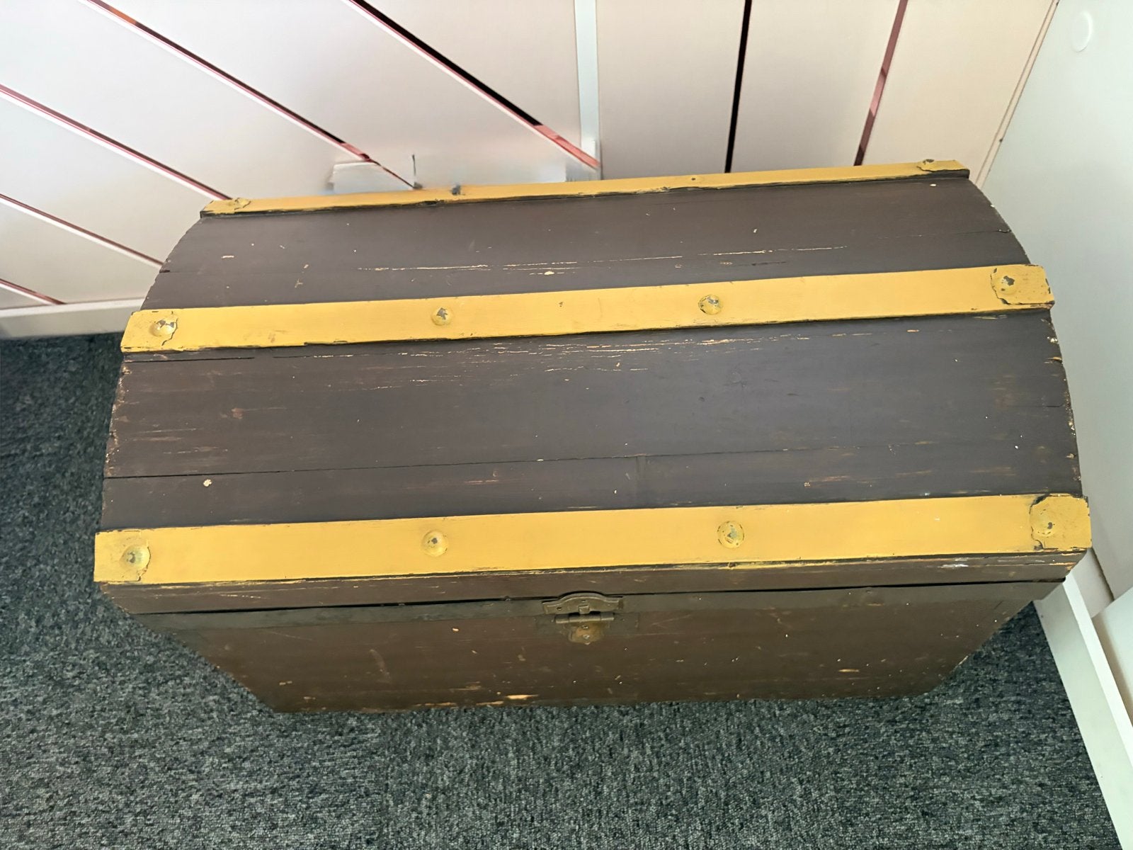Oude houten hutkoffer - 49x76x42 cm, Gebruikt, Minder dan 50 cm, Ophalen of Verzenden, 5 – 50