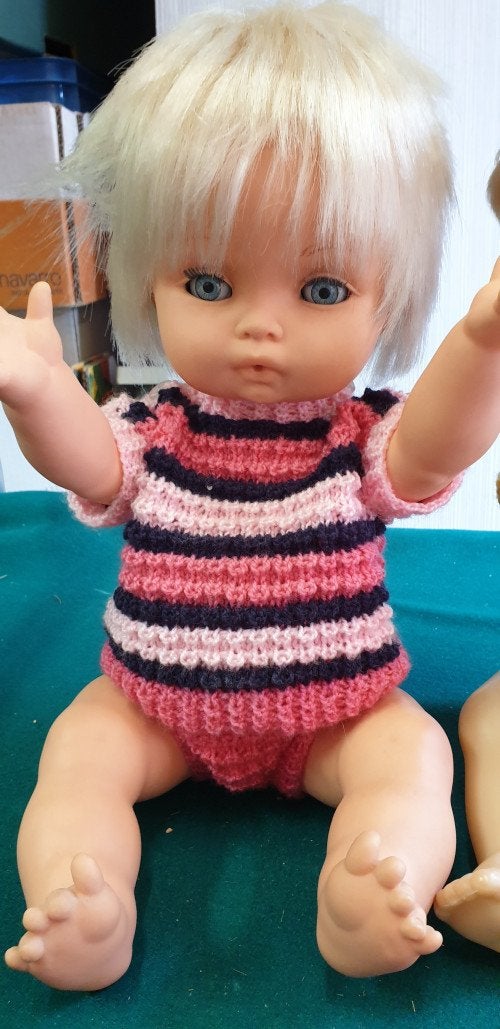 Popje kunststof met kleertjes, Ophalen of Verzenden, 'T Olde Gre-j, Info@toldegrej.nl, Endepoelstraat 20f Didam