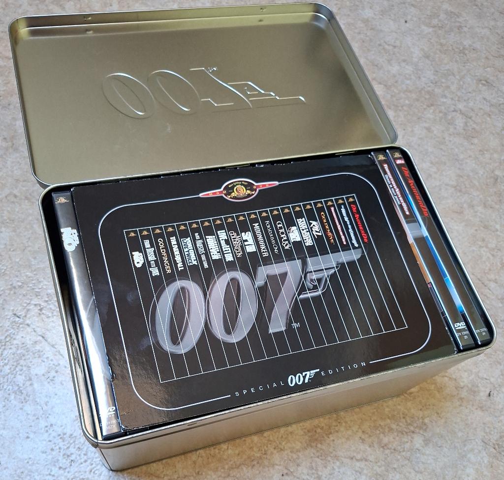 James Bond dvd-verzamelbox, 20 films, Vanaf 12 jaar, Ophalen of Verzenden, Zo goed als nieuw, Actie