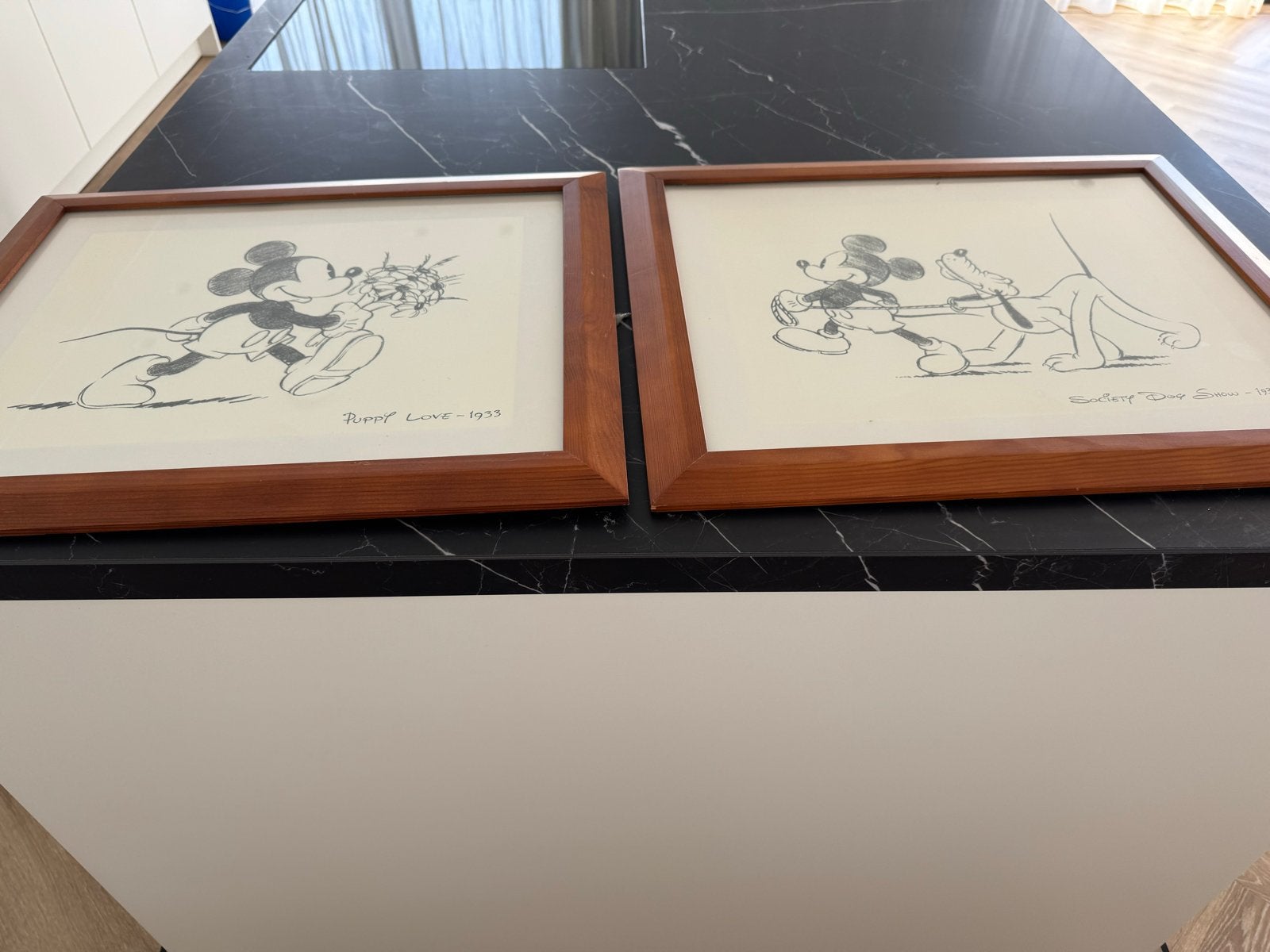 Mickey Mouse en Pluto tekeningen - Puppy Love & Society Dog, Ophalen, Tekening, Potloodtekening, Ingelijst