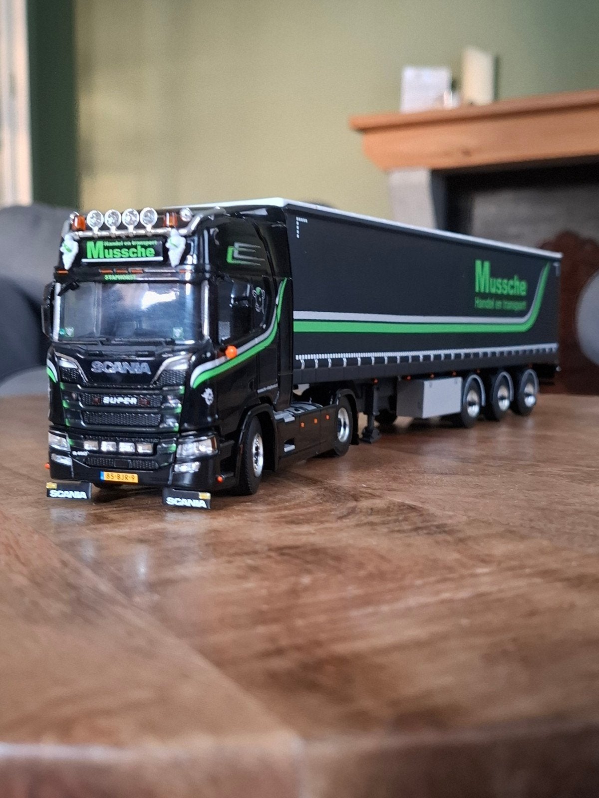 Wsi model Mussche handel en transport, Hobby en Vrije tijd, Modelauto's | 1:50, Ophalen of Verzenden, Gebruikt, Bus of Vrachtwagen
