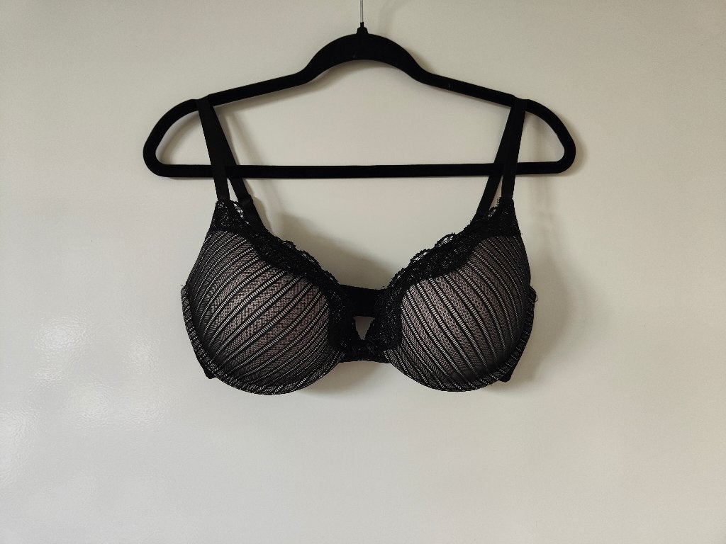 bh zwart Hunkemöller maat 75E kant met vulling, Hunkemöller, Ophalen of Verzenden, Zwart, BH