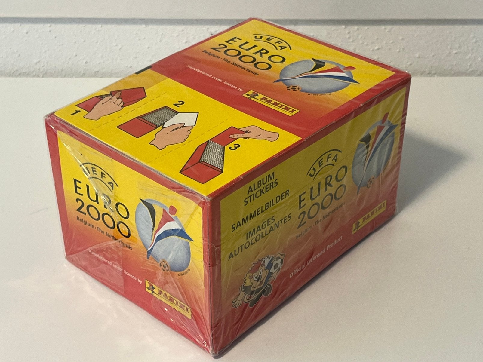 Box Panini Voetbalplaatjes Euro EK 2000 Nederland Sealed Box, Verzenden, Zo goed als nieuw, Buitenlandse clubs, Poster, Plaatje of Sticker