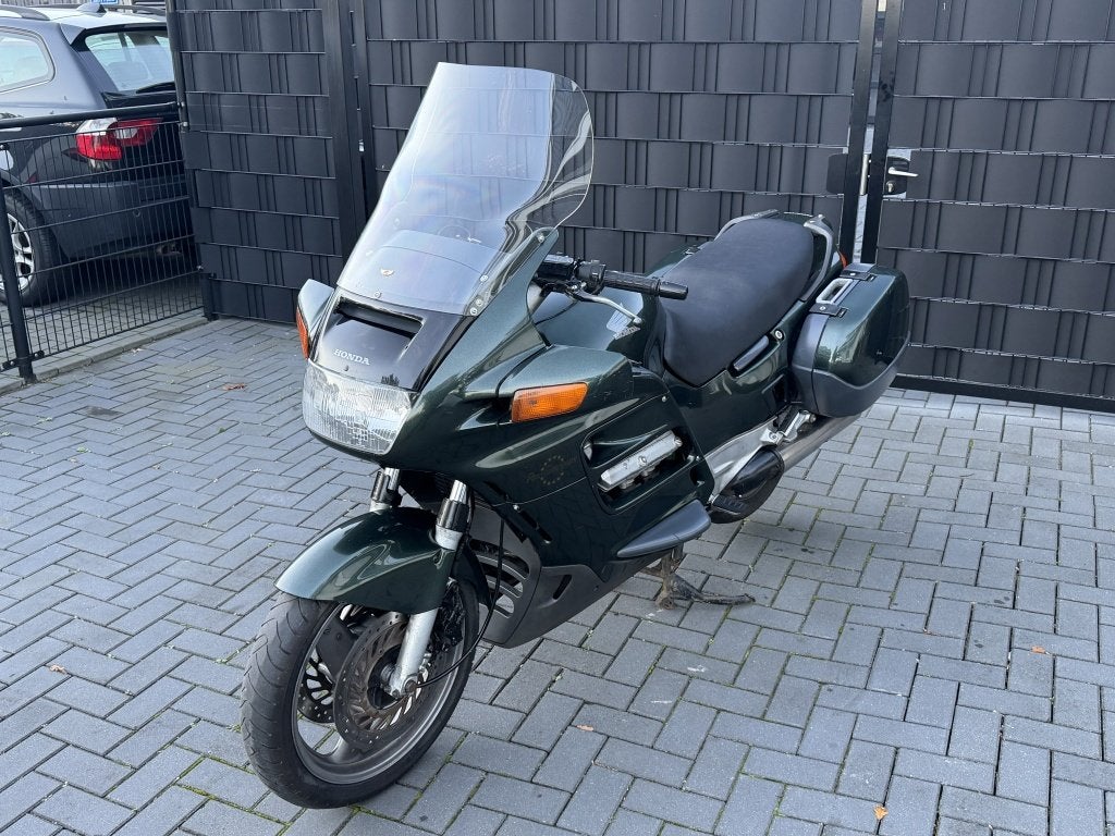 Honda ST 1100 Pan European 1992| TOUR MOTOR| V4| HANDVAT VER, Motoren, Honda, Gebruikt, Geen email te vinden, Meer dan 35 kW