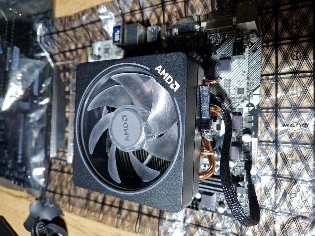 AsRock A320M-HDV moederbord, Computers en Software, Moederborden, DDR4, Ophalen of Verzenden