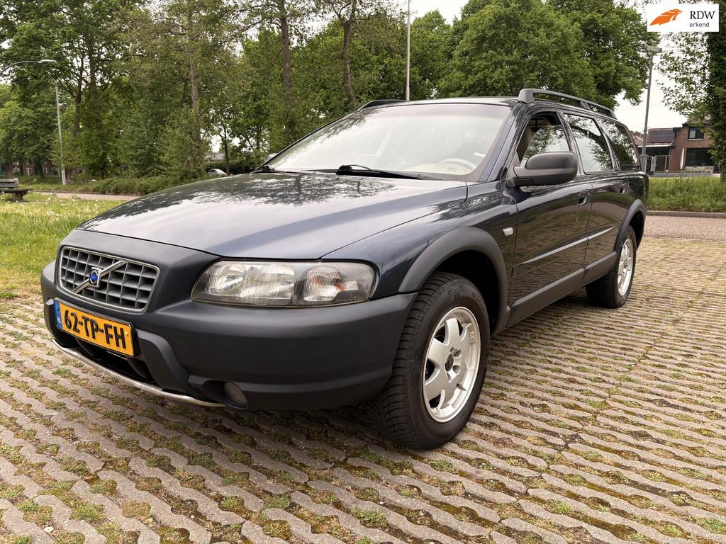 Volvo V70 Cross Country 2.4 T Geartronic Ocean Race - automa, Blauw, 2435 cc, Vierwielaandrijving, Geïmporteerd
