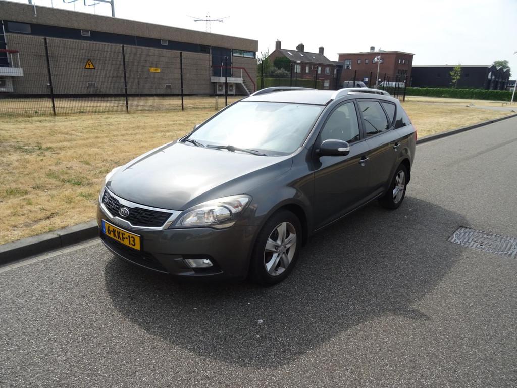Kia Cee'd Sporty Wagon 1.6 CRDi X-ecutive, Auto's, Kia, Voorwielaandrijving, Euro 5, Gebruikt, 4 cilinders