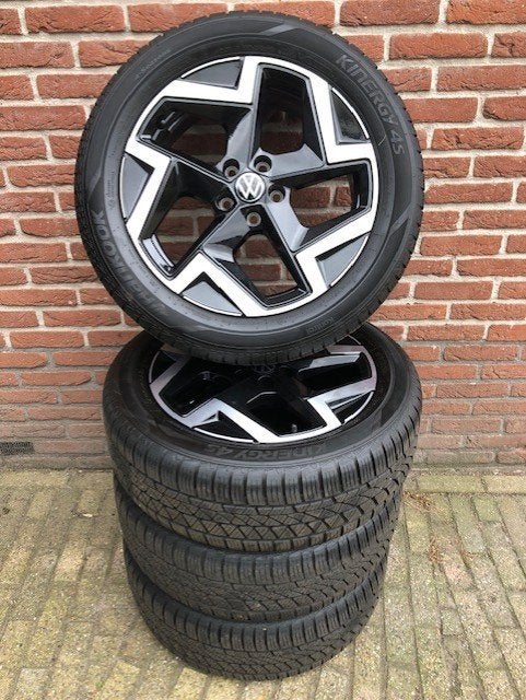 R-Line Velgen set VW T Cross met Hankook All Season banden, Auto-onderdelen, Banden en Velgen, Ophalen, Gebruikt, Banden en Velgen