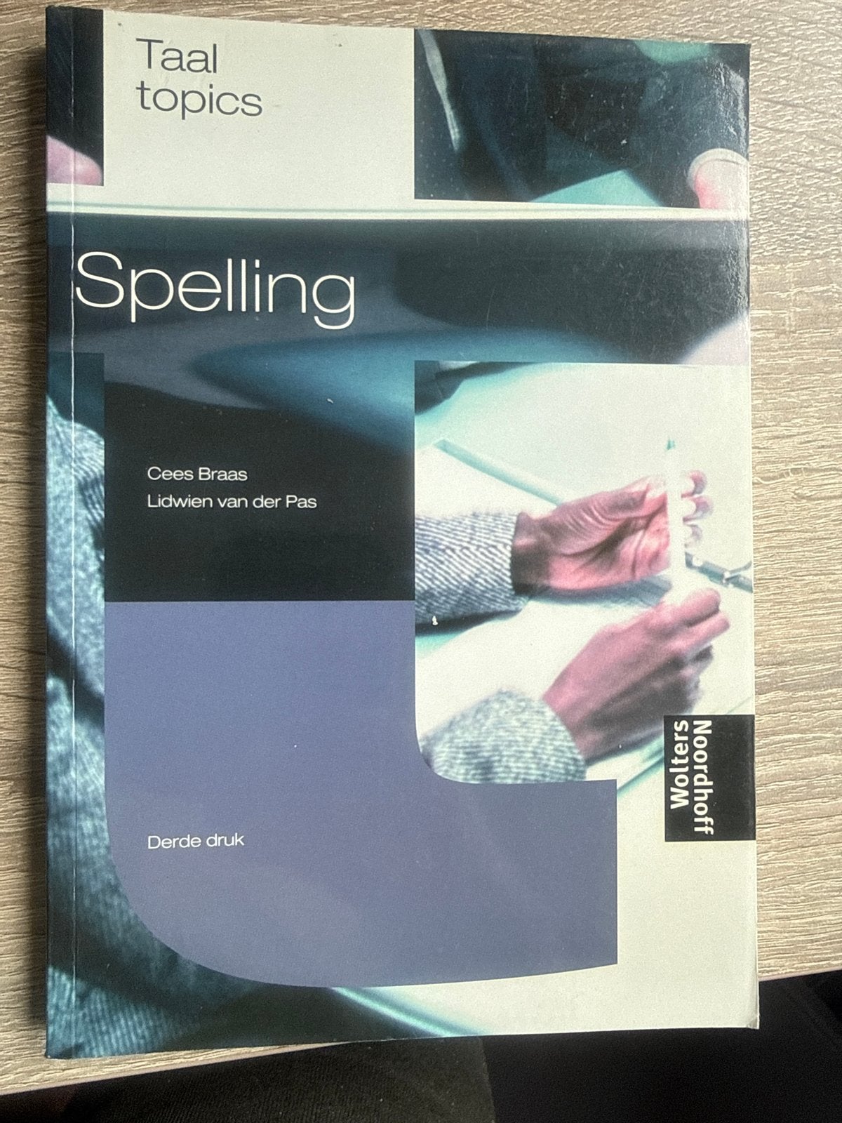 Taal topics: Spelling - Cees Braas, Lidwien van der Pas, Ophalen of Verzenden, Zo goed als nieuw, Non-fictie