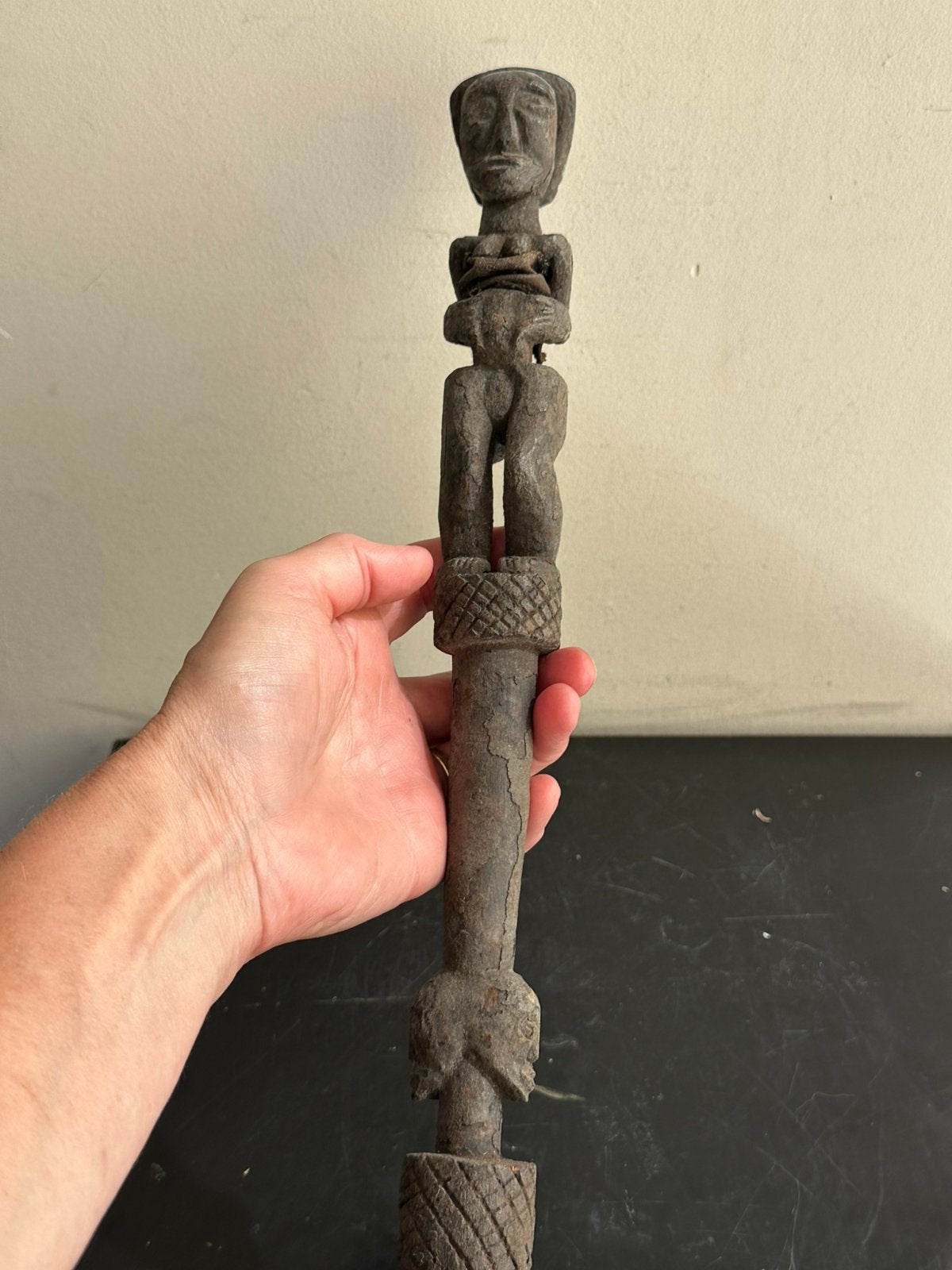 Papoea  Nieuw Guinea  beeldje Hemba staaf / altaarfiguur, Ophalen of Verzenden