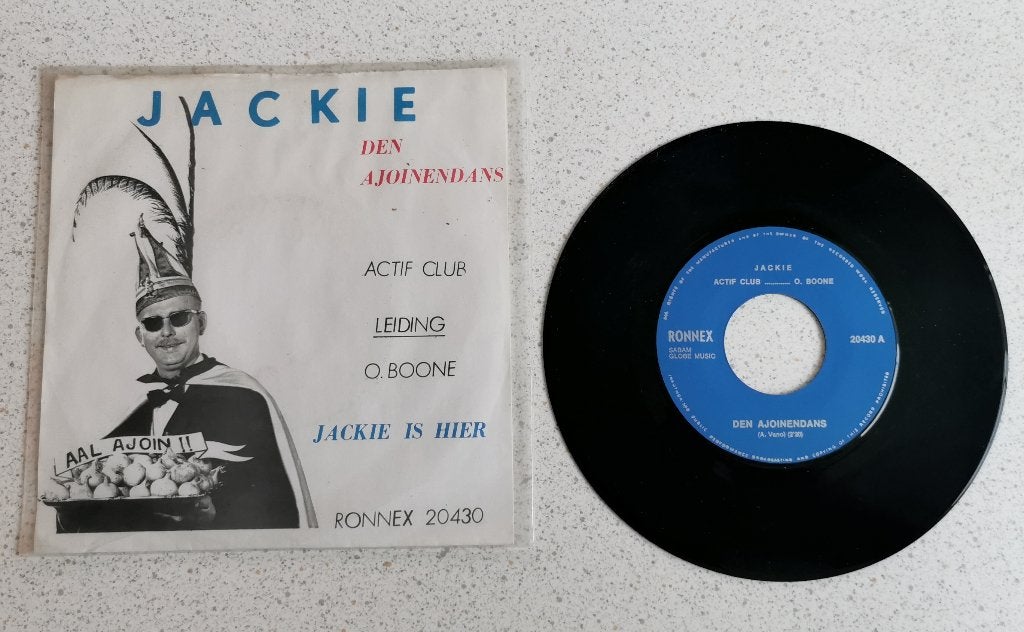 Single Jackie - Den ajoinendans, Ophalen of Verzenden, Gebruikt, Overige formaten, Levenslied of Smartlap