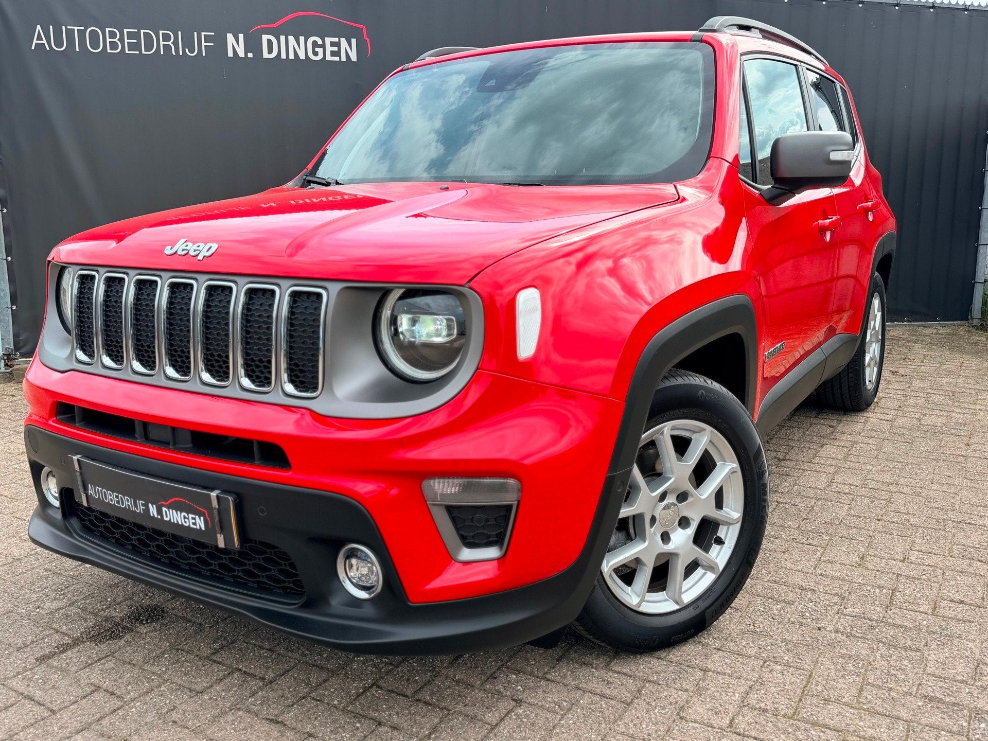 Jeep Renegade 1.3T DDCT Limited led koplampen 27.000km!, Auto's, Dealer onderhouden, Gebruikt, 4 cilinders, 150 pk