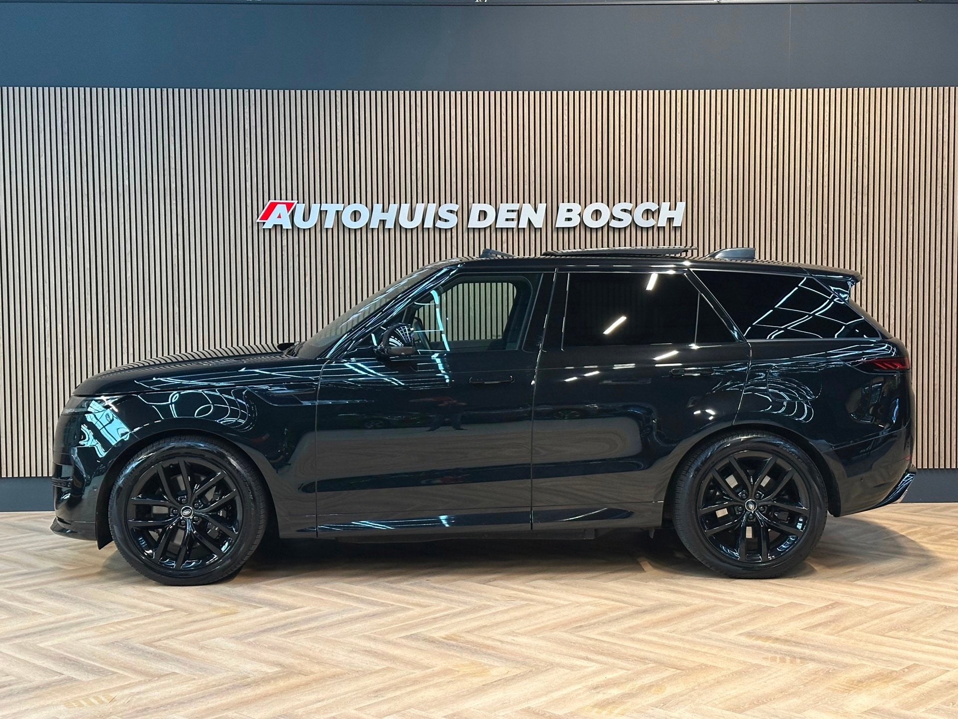Land Rover Range Rover Sport 3.0 P440e Dynamic HSE 440PK, Automaat, Dealer onderhouden, Gebruikt, 3000 kg
