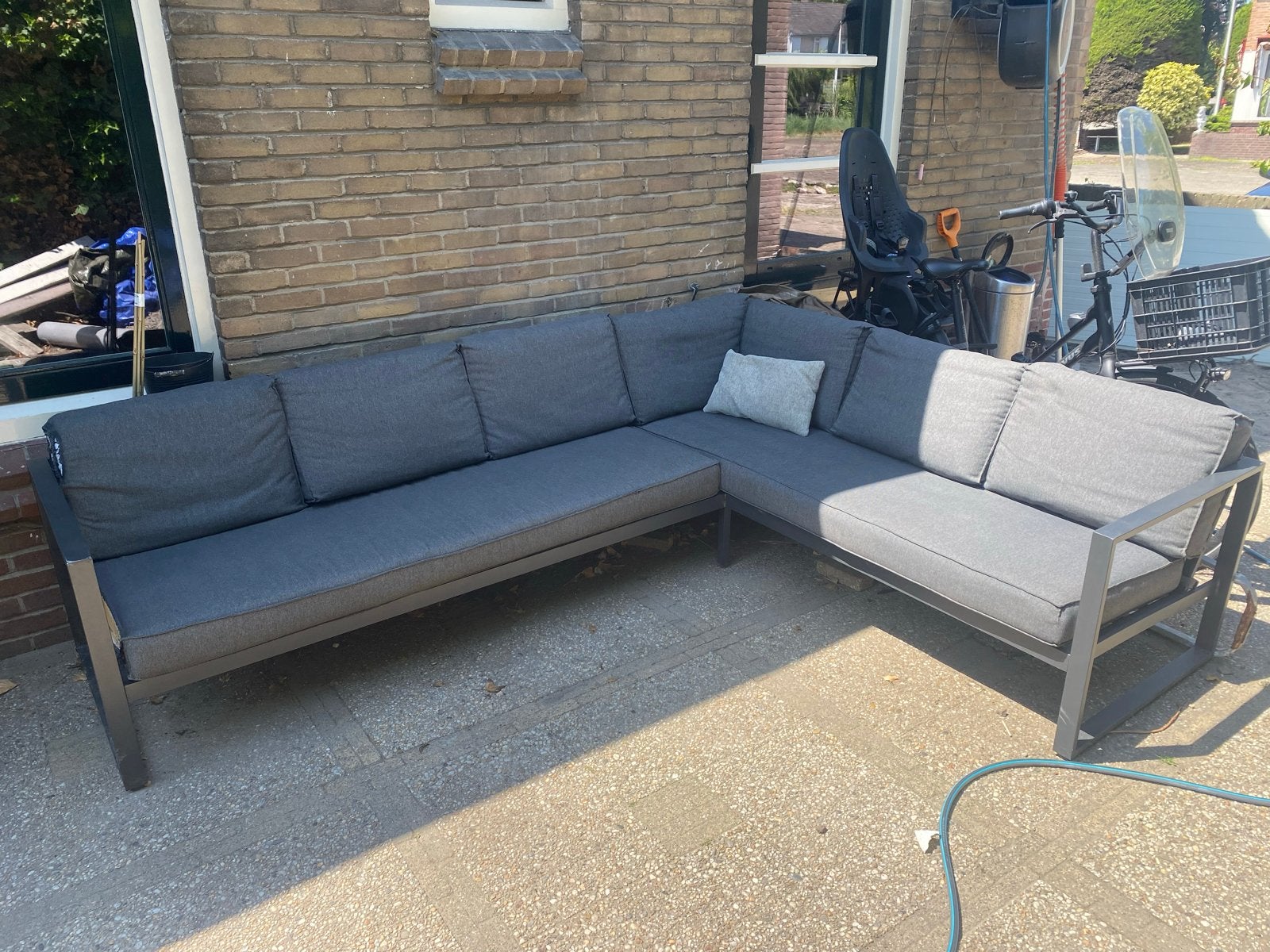 Loungebank 6pers met beschadigde kussens - Grijs, Ophalen, Gebruikt, 6 zitplaatsen, Aluminium