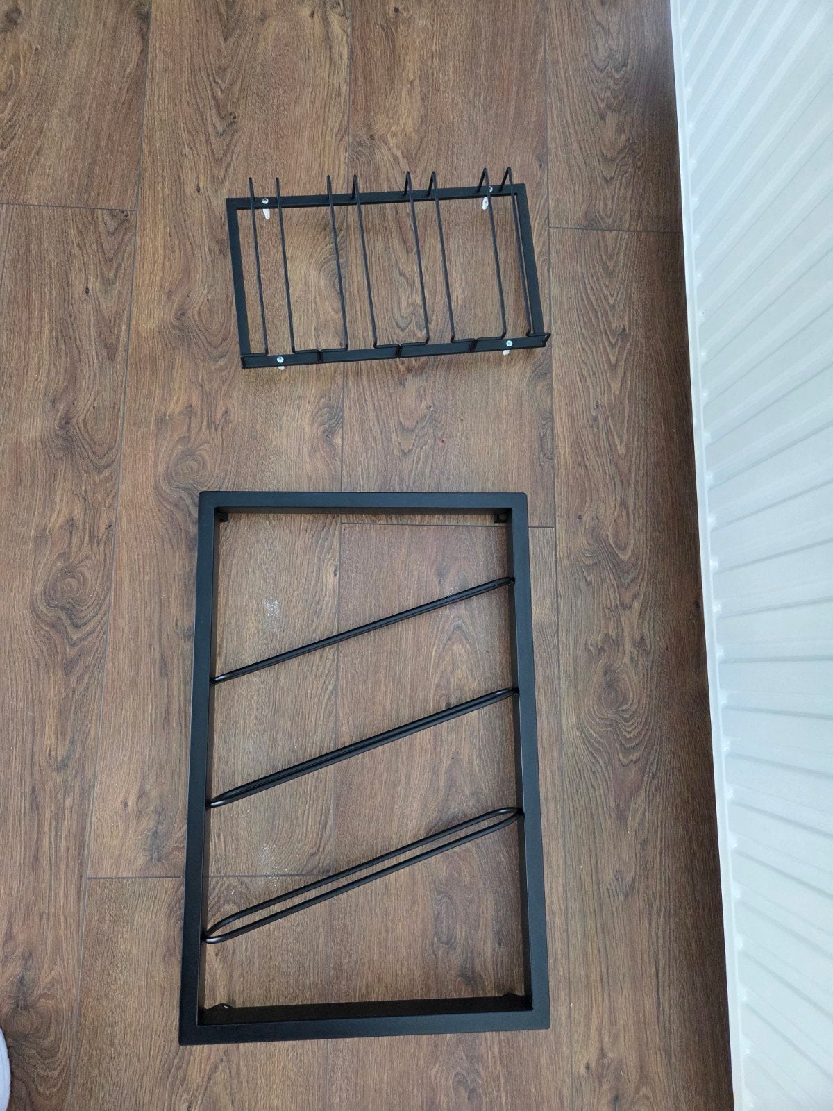 Wijnrek en wijnglazenrek - Zwart metaal, Huis en Inrichting, Woonaccessoires | Wijnrekken, Ophalen, Zo goed als nieuw, Minder dan 5 flessen