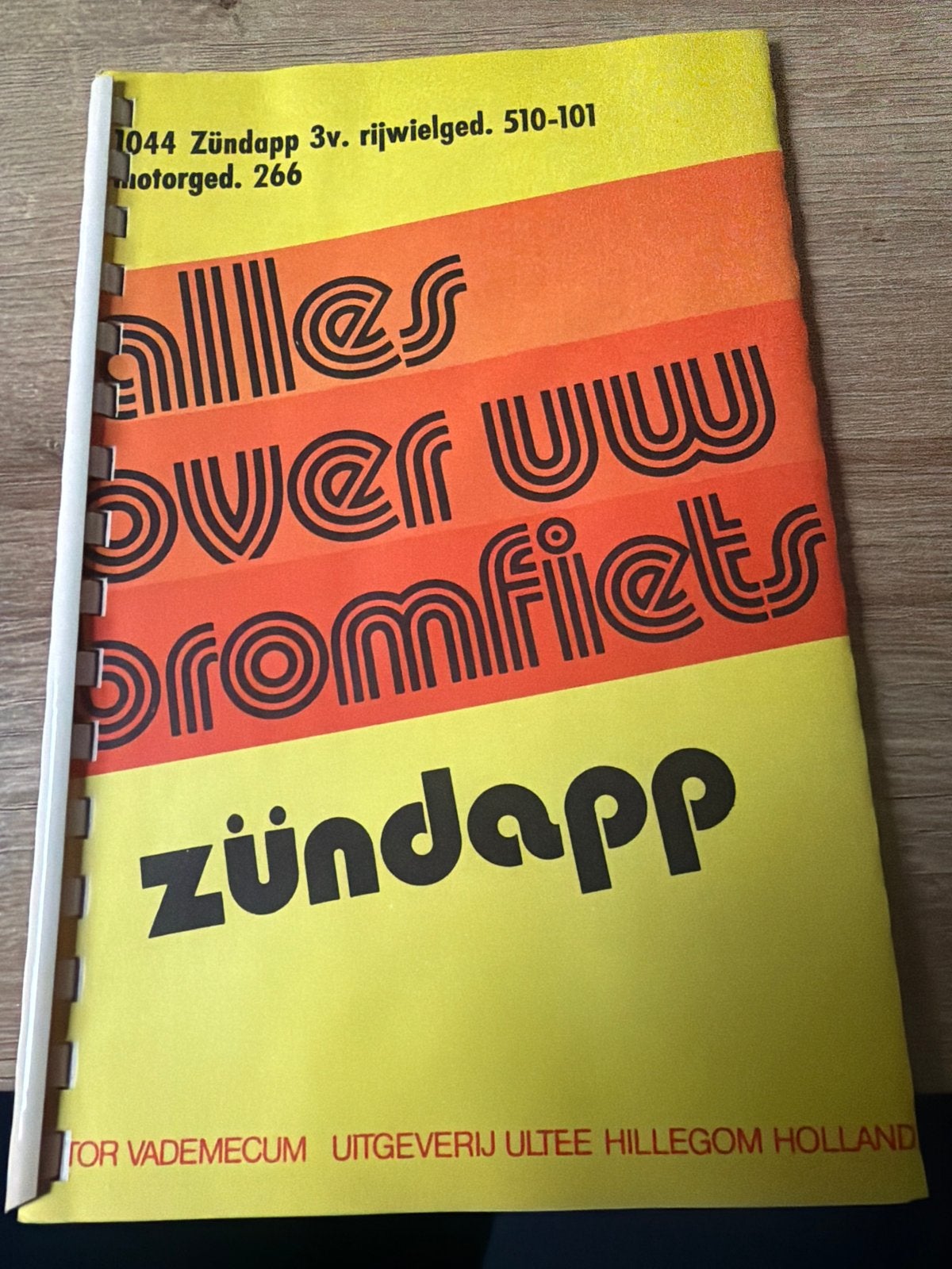 Zündapp Bromfiets Boek - Alles over uw Bromfiets, Ophalen of Verzenden, Gebruikt, Overige typen