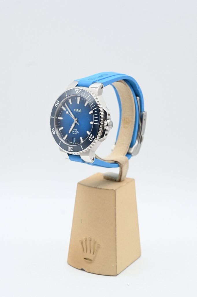 Oris Aquis Date Cal.400 - Luxe Duikhorloge