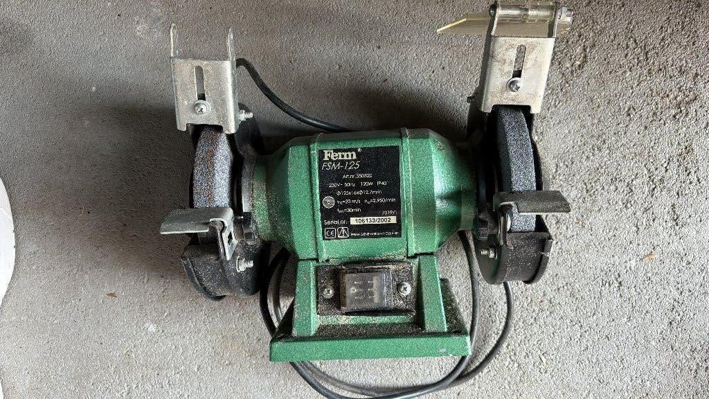 FERM FSM-125 slijpmachine, Ophalen, Gebruikt, Minder dan 700 watt, Werkbankslijpmachine