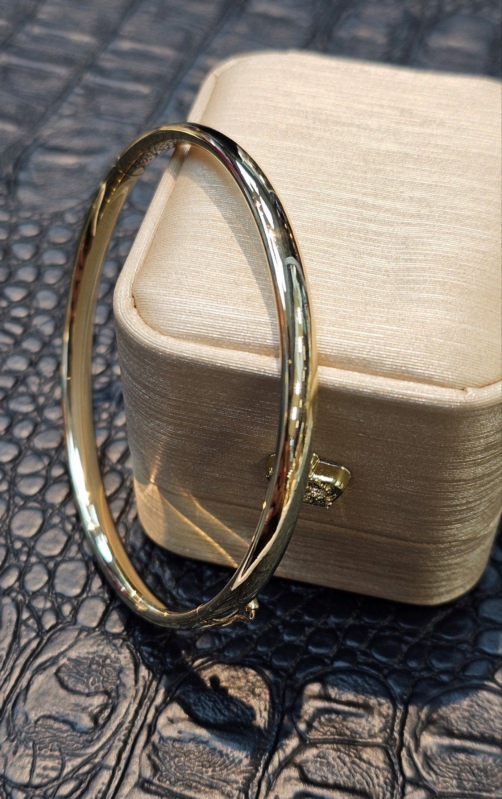 14k gouden slavenarmband 7.6 gram, Ophalen of Verzenden, Zo goed als nieuw, Goud, Goud