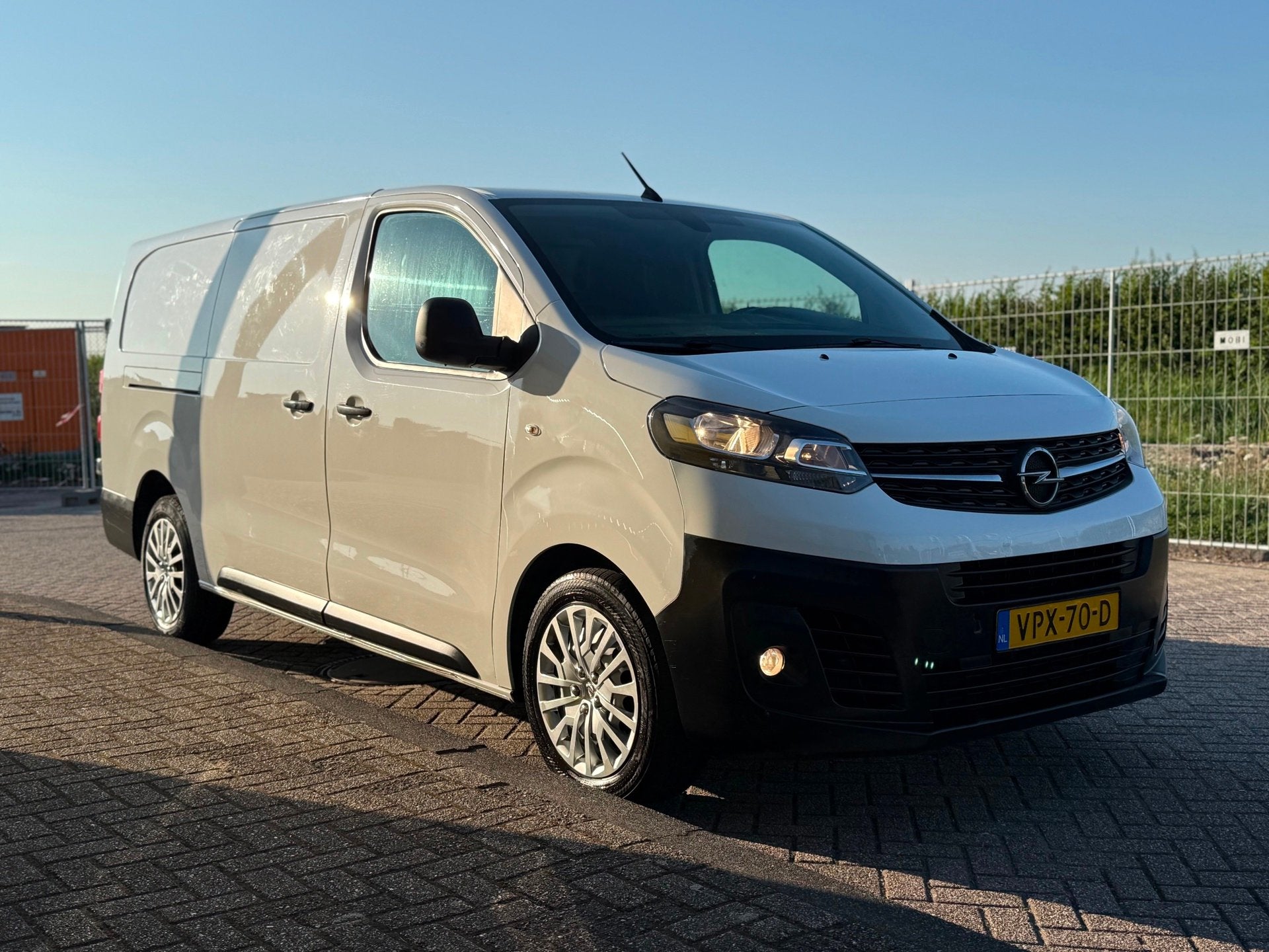 Opel Vivaro 1.5 CDTI L3H1 Edition Bj 2022 AIRCO Navi Pdc 1e, Auto's, Voorwielaandrijving, Stof, Gebruikt, Euro 6