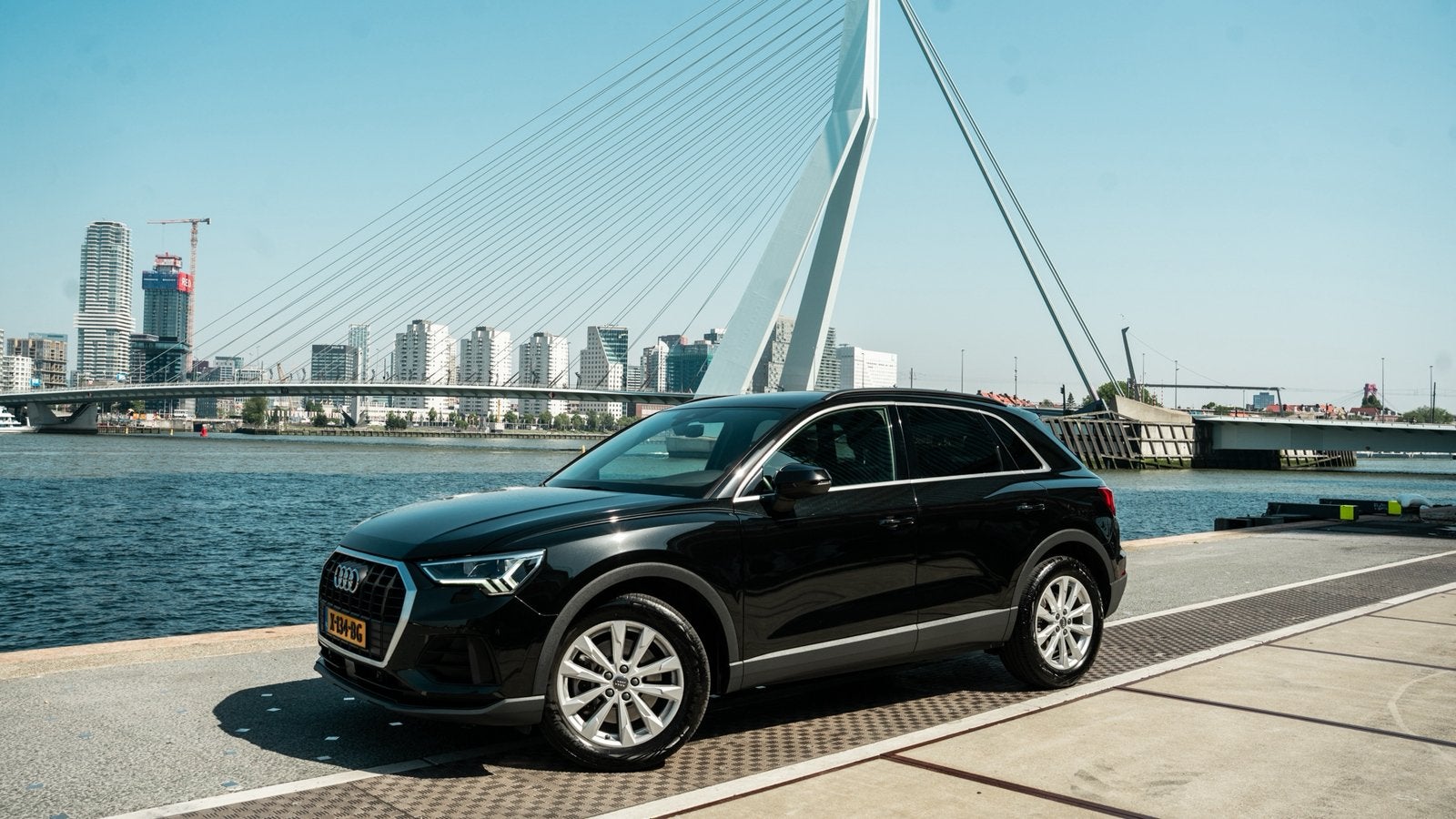 Audi Q3 40 TFSI quattro |ACC| Dealer OH | Virtual | Keyless, Auto's, Audi, Automaat, Zwart, 1984 cc, Zwart