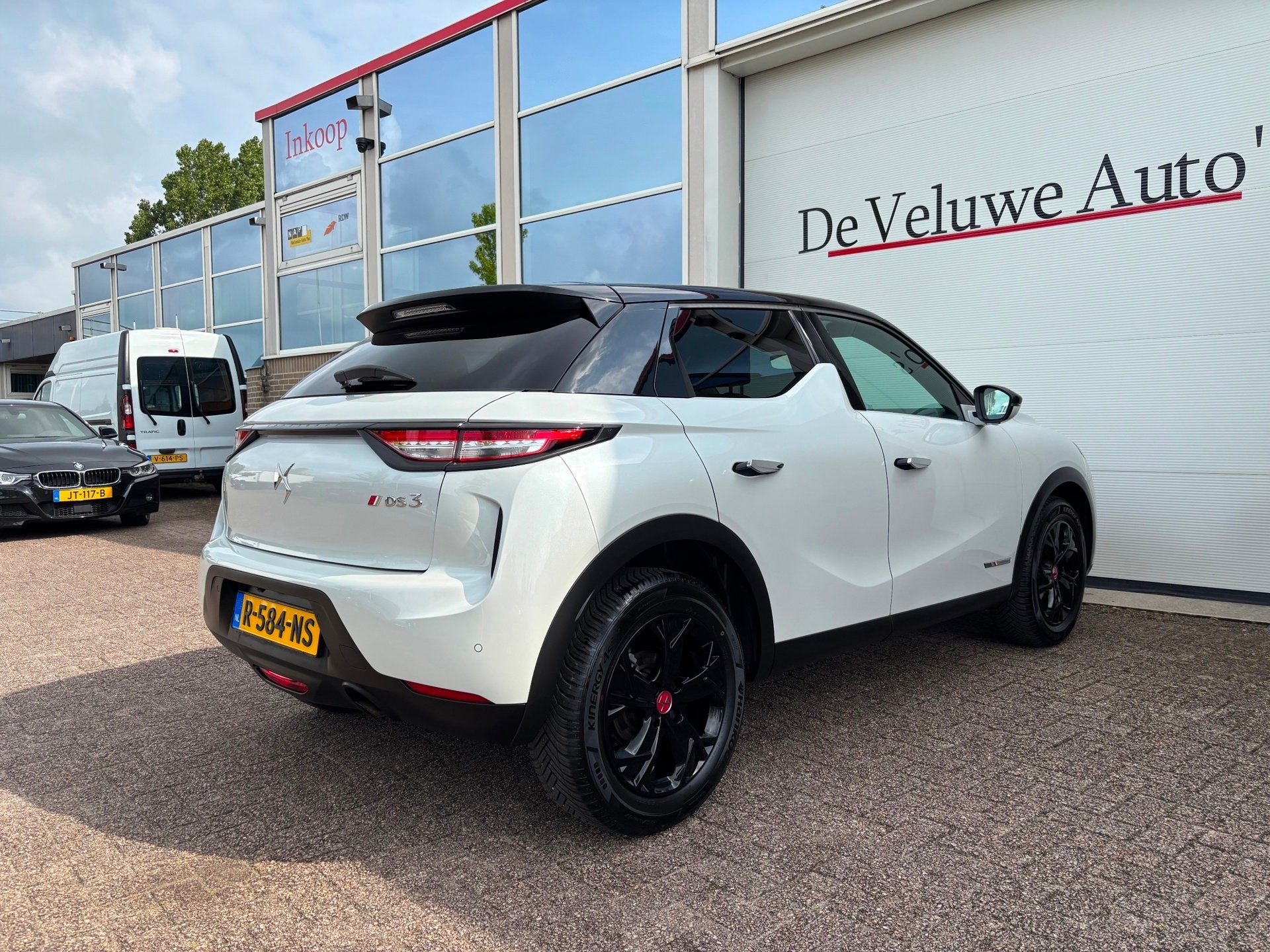 DS 3 Crossback 1.2 PureTech Performance Line|Carplay|180 Cam, Auto's, DS, Voorwielaandrijving, 101 pk, 1199 cc, Automatische klimaatregeling
