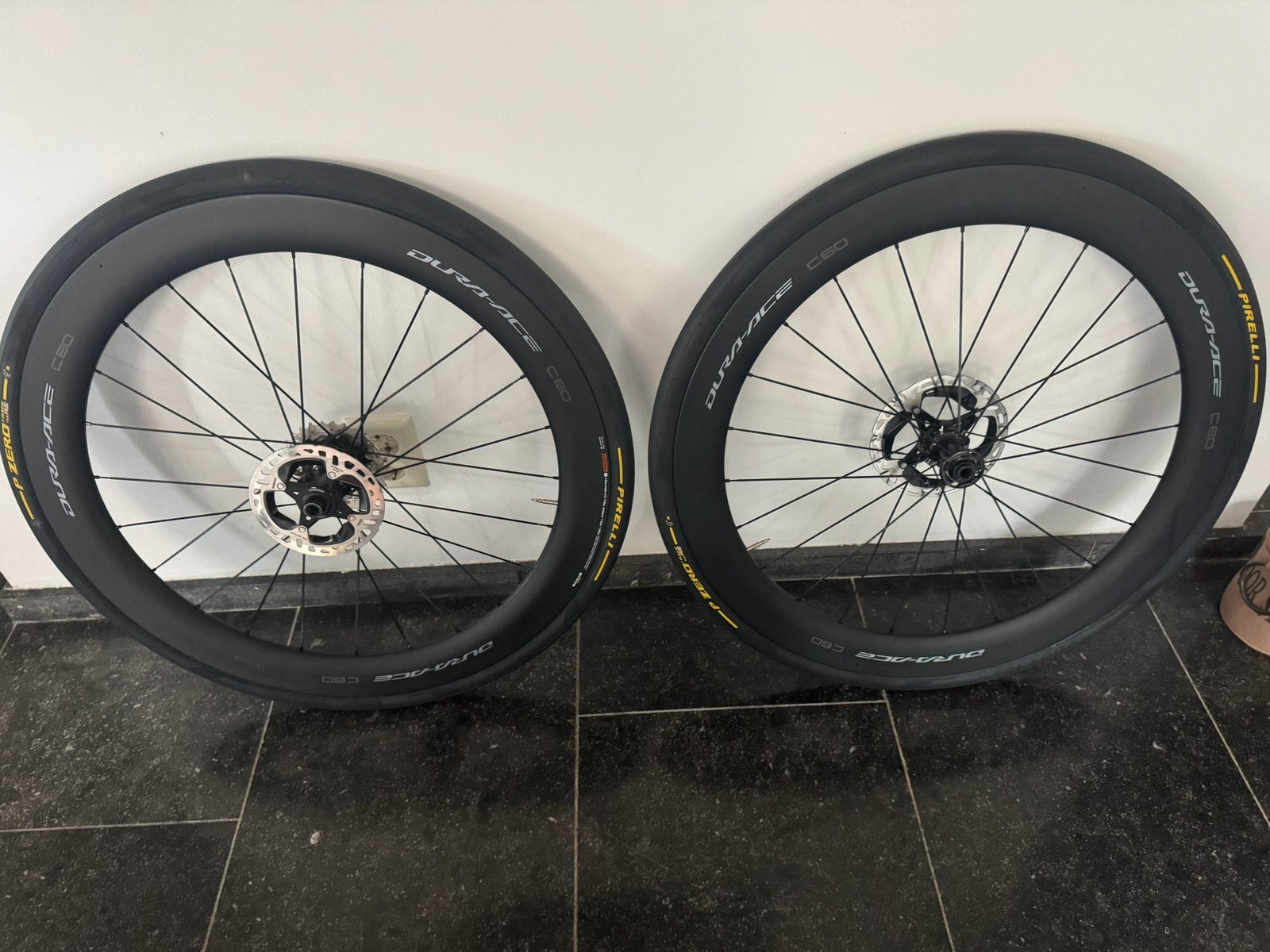 Dura Ace C60 full carbon wielset NIEUW Pirelli P Zero banden, Fietsen en Brommers, Wiel, Nieuw, Ophalen of Verzenden, Racefiets