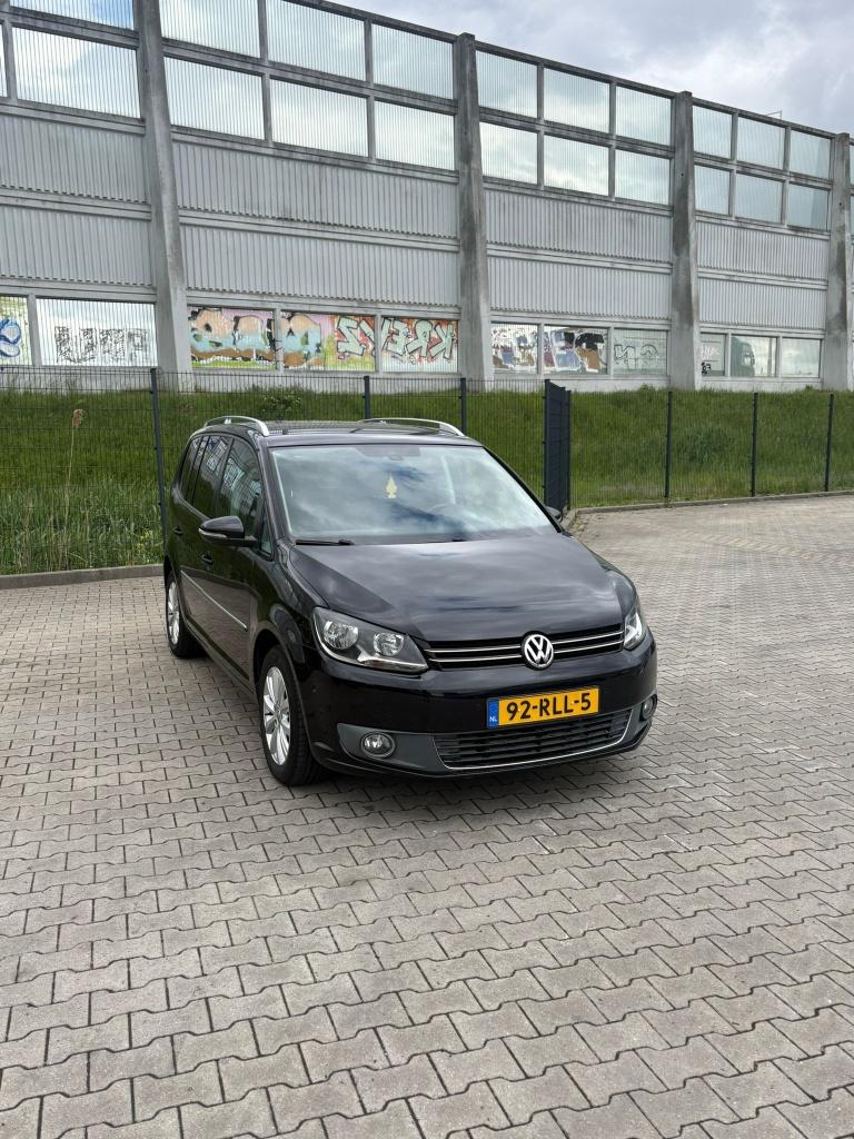 Volkswagen Touran 1.4 TSI 103KW DSG7 Cross 2011 Zwart, Euro 5, 15 km/l, Zwart, 4 cilinders