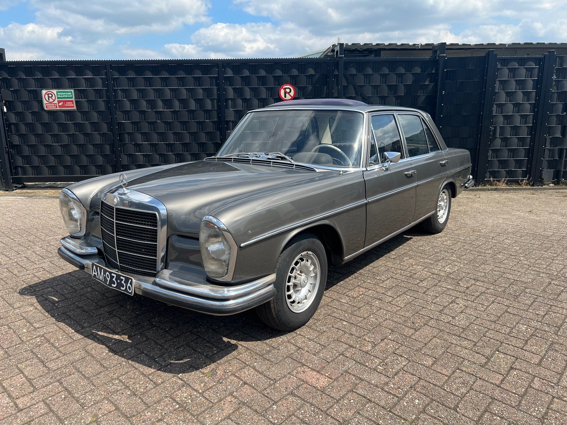 Mercedes-Benz 280S Inruil Mogelijk [Geheel Belastingvrij], Auto's, 1588 kg, Gebruikt, Overige carrosserieën, 4 stoelen