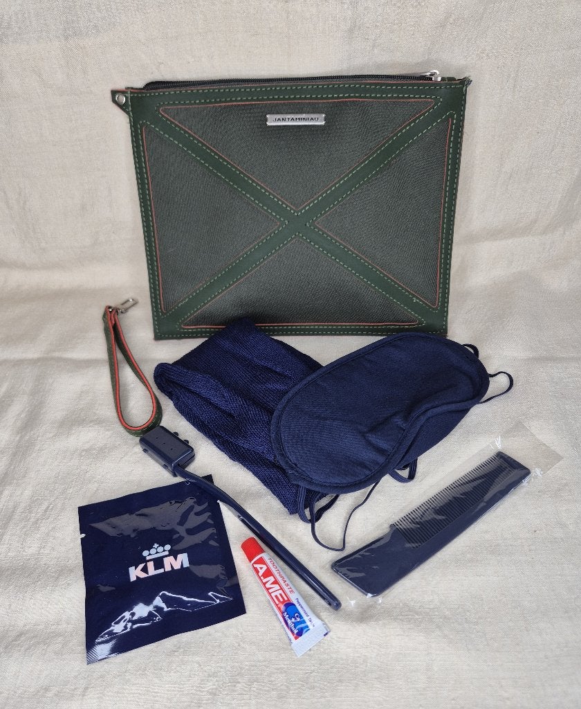 KLM Taminiau Business Class Amenity Kit, Ophalen of Verzenden, Nieuw, Overige typen