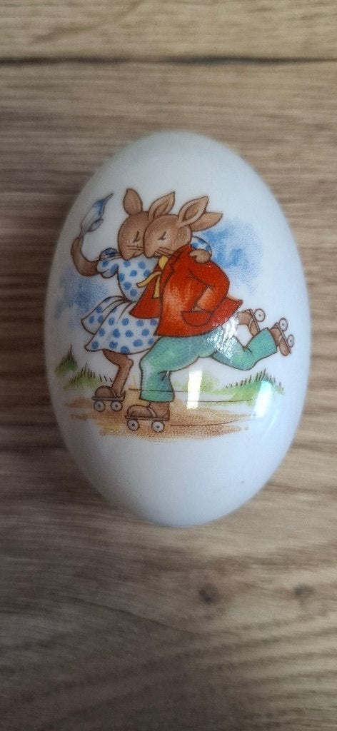 Royal Doulton Bunnykins Porseleinen Ei Doosje, Ophalen of Verzenden, Gebruikt, Fantasy