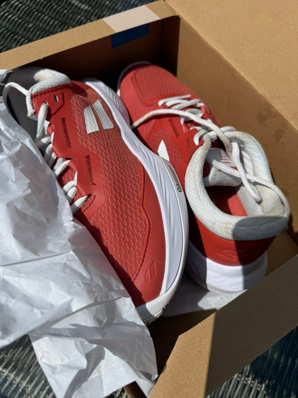 Babolat tennis schoenen maat 40, Sport en Fitness, Ophalen of Verzenden, Zo goed als nieuw, Schoenen