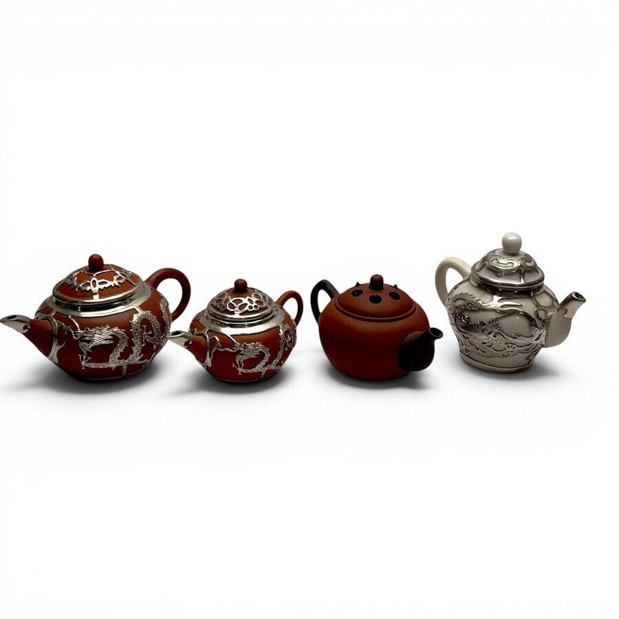 Lot Chinese trekpotjes, Yixing en porselein (4x), Antiek en Kunst, Ophalen of Verzenden