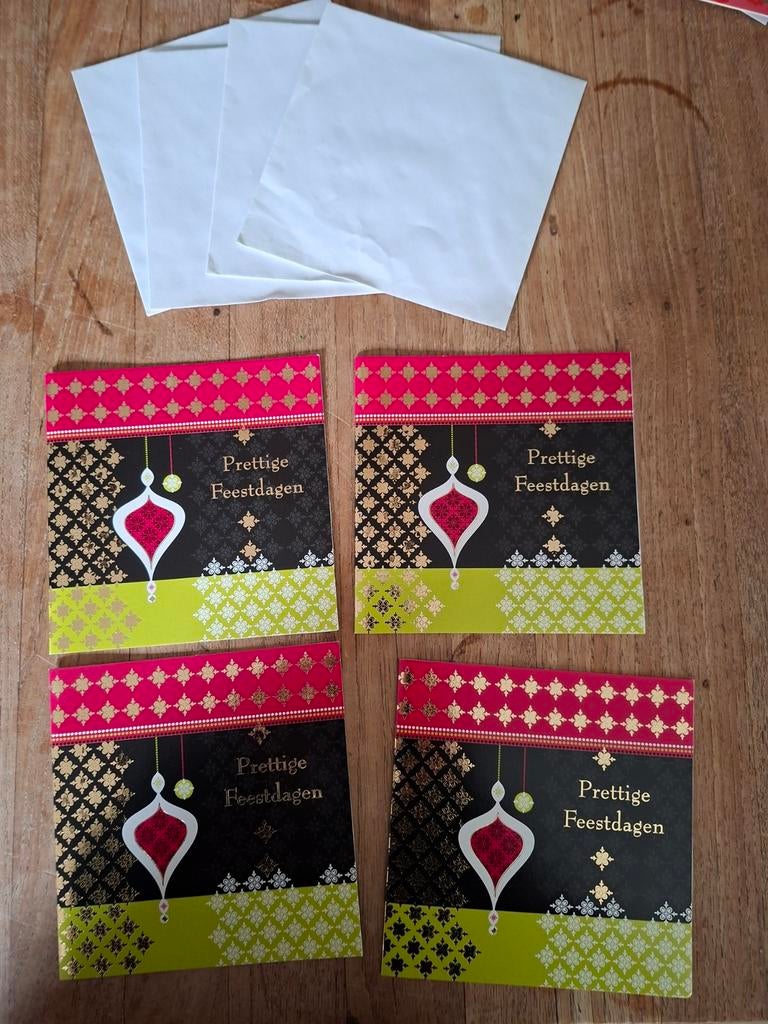 Vier kerstkaarten met bijpassende envelop, Diversen, Kerst, Ophalen of Verzenden, Nieuw