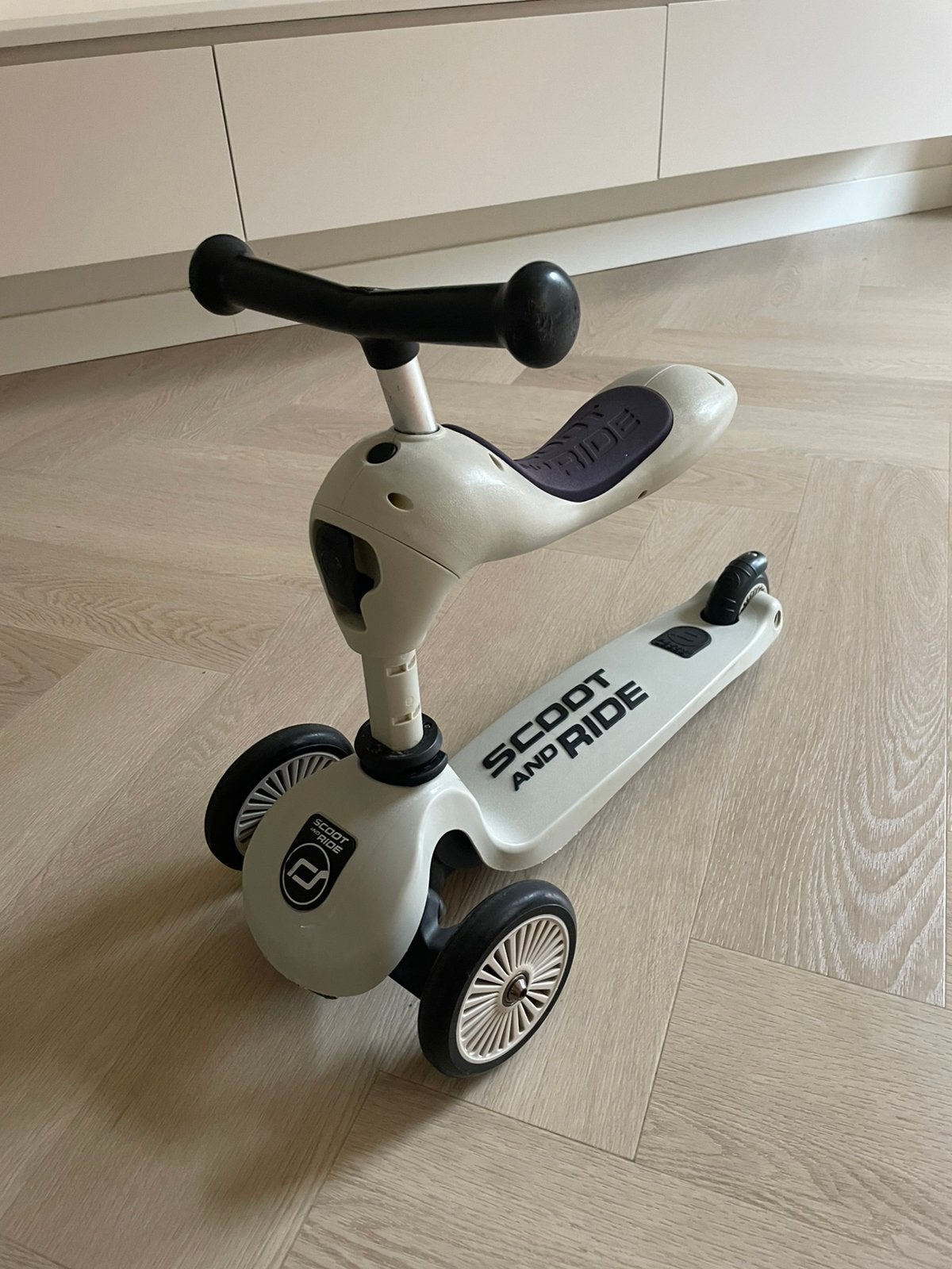 Scoot and ride off white, Ophalen, Gebruikt, Loopfiets