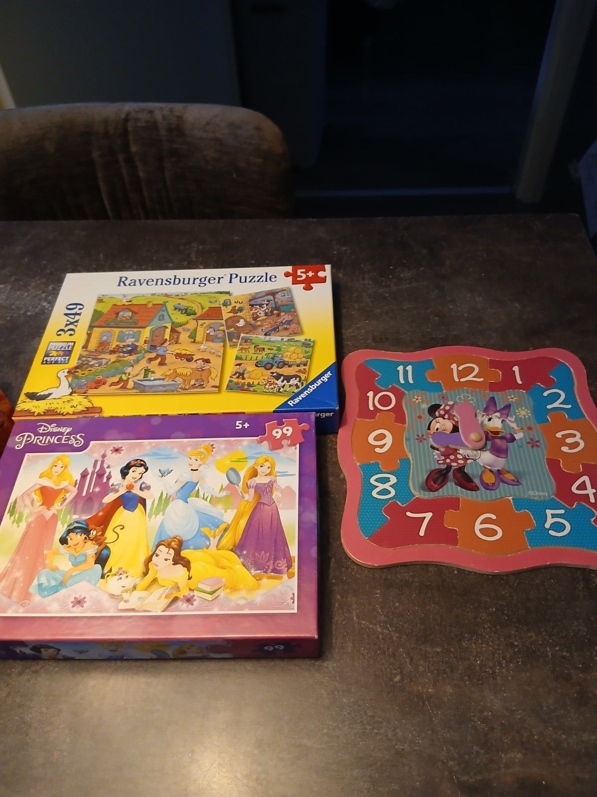 Ravensburger en Disney Princess Puzzels + Minnie Klok, Ophalen, Meer dan 50 stukjes, Gebruikt, 6 jaar of ouder