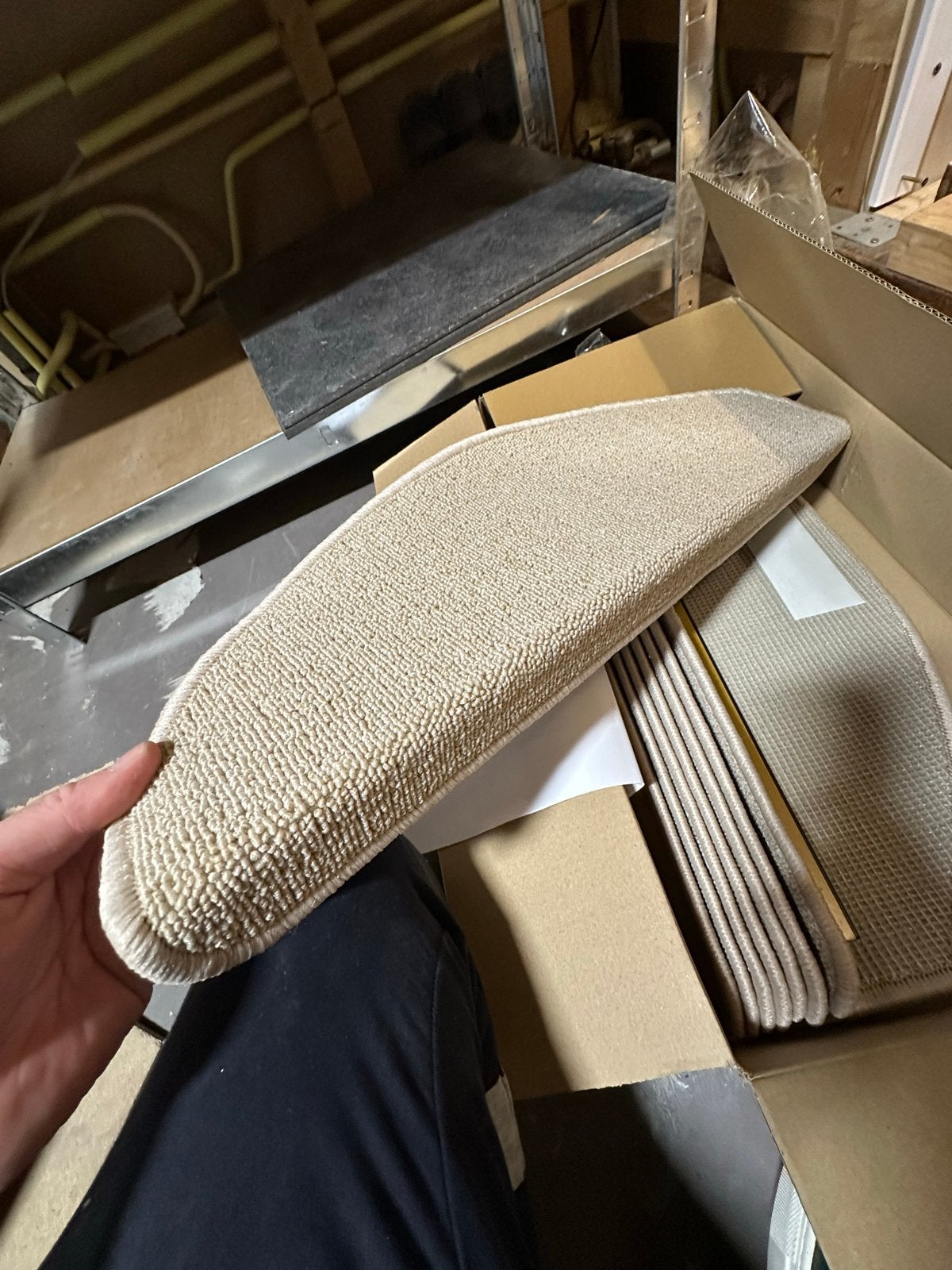 10 Beige Trapmatten voor Rechte en Bocht Trappen, Ophalen, Gebruikt, Beige, Minder dan 5 m²