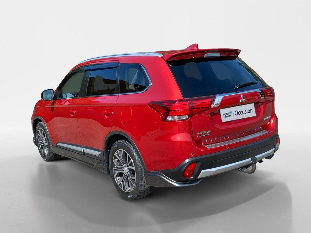 Mitsubishi Outlander 2.0 Executive Edition Trekhaak , electr, Auto's, Mitsubishi, Stof, 4 cilinders, 1435 kg, 7 stoelen